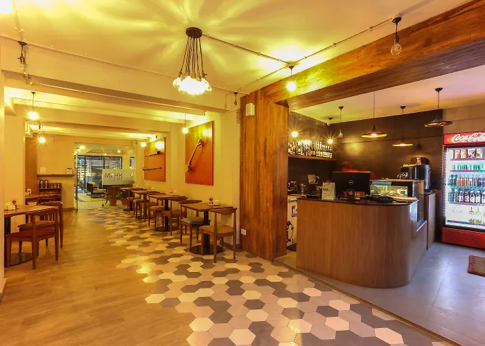 Potala Hotel 2*