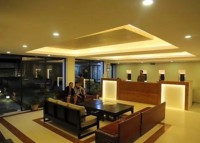 Potala Hotel 2*